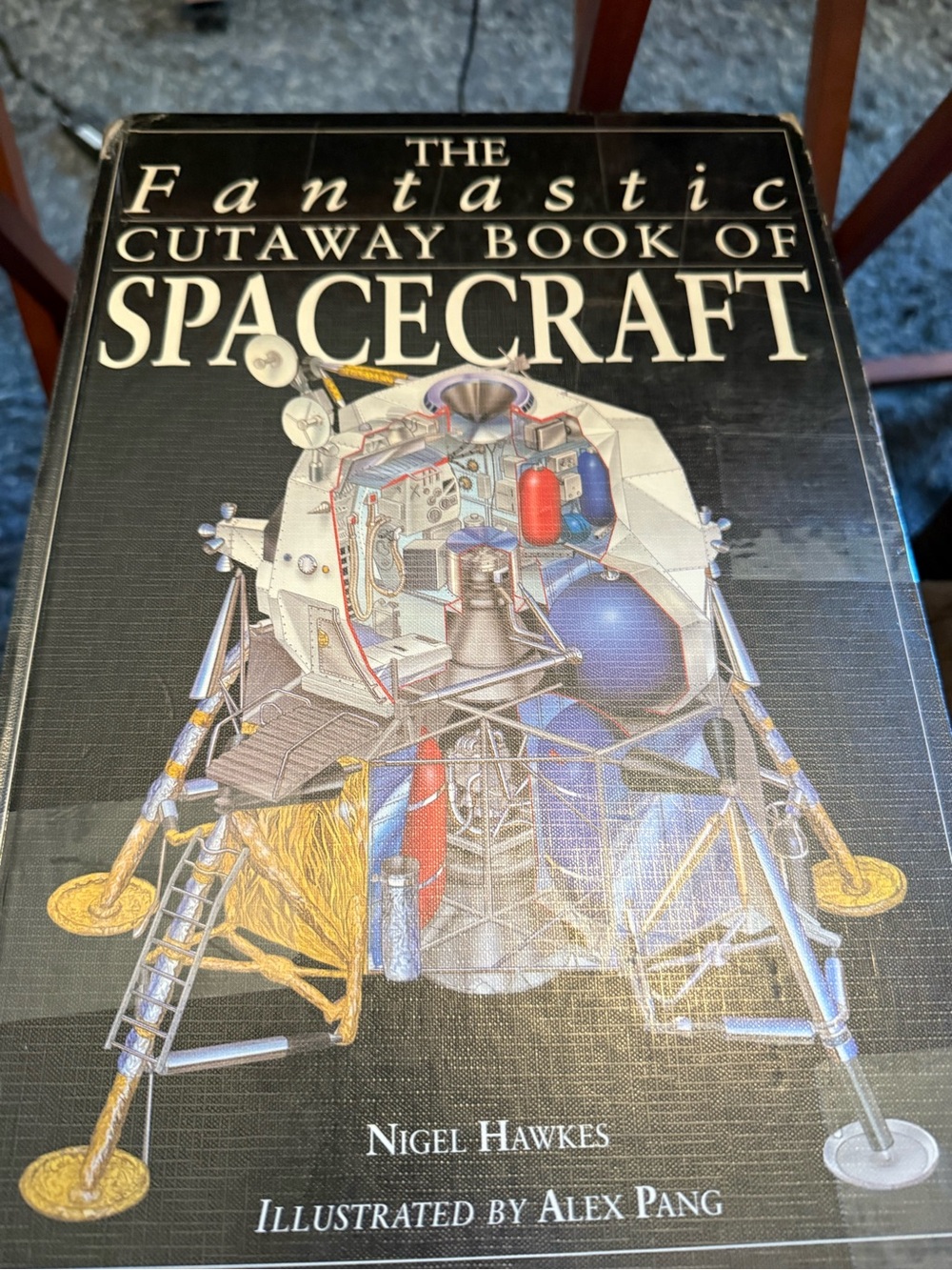 Children’s Hardcover BookThe Fantastic Cutaway Book of Spacecraft